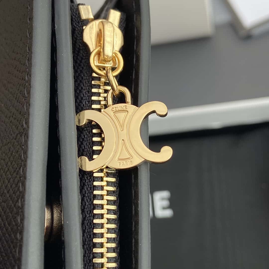 【セリーヌ】女性 人気 トリオンフ コンパクト ウォレット