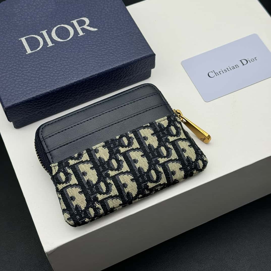 【ディオール】 ☆大人気 可愛い☆ 30 Montaigne ラベンダーウォレット