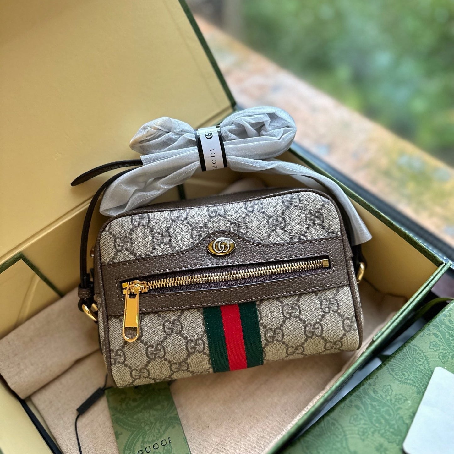 【グッチ】累積売上総額第１位オフィディア GGスプリーム ミニ ショルダーバッグ