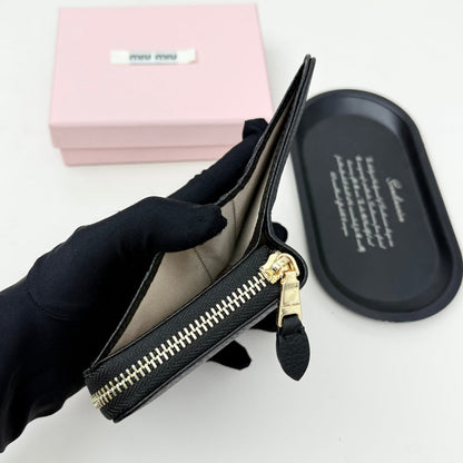 【ミュウミュウ】2色ギフトにも*送料込☆ 小さな中に大きな収納力