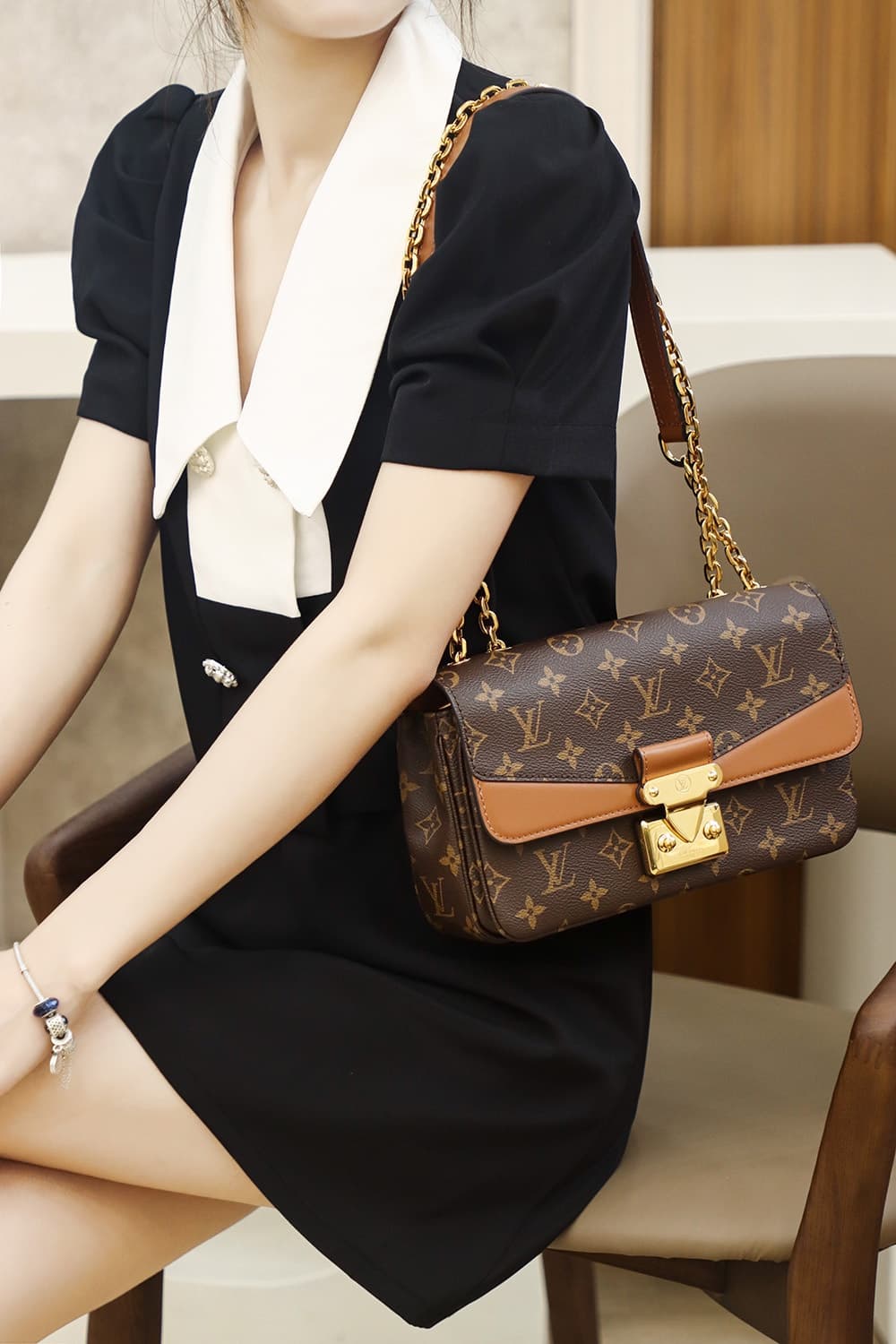 【ルイヴィトン】エレガント ショルダーバッグ♡ モノグラム マルソー バッグ /M46127