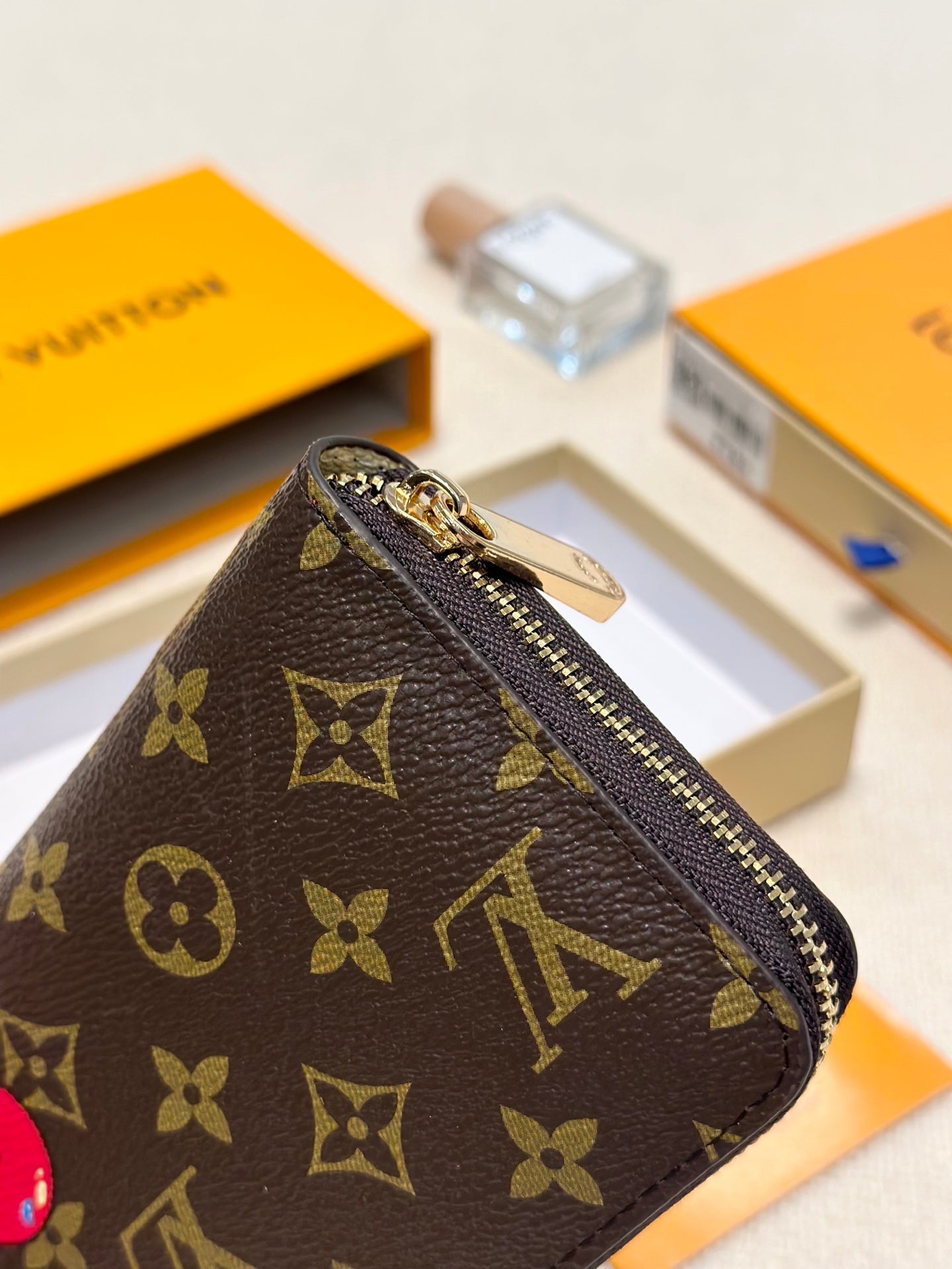 【ルイヴィトン】村上隆コラボ ジッピー・ウォレット 長財布