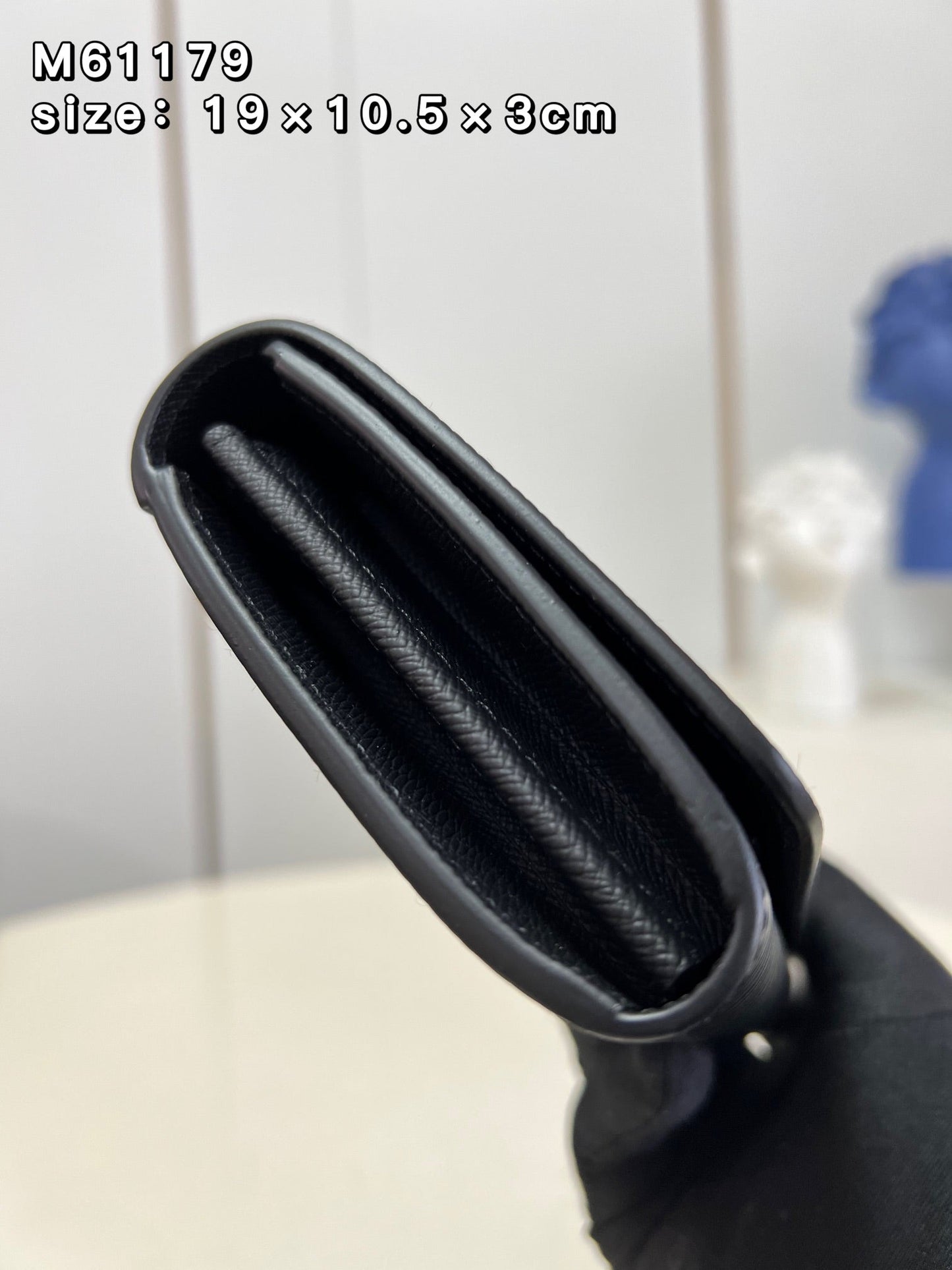 【ルイヴィトン】洗練デザイン限定★希少色あり★ツイスト長財布