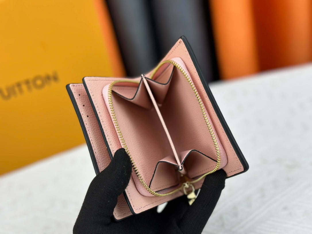 【ルイヴィトン】エンボスレザー財布 小さいのに収納力抜群