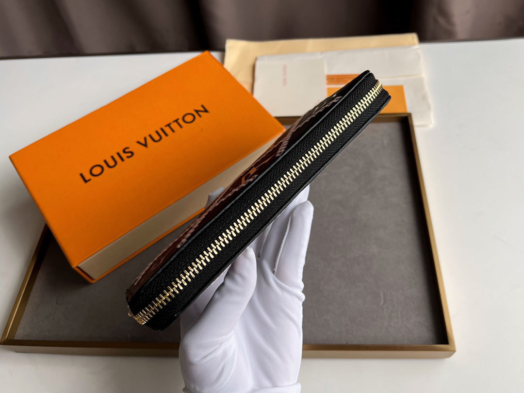 【ルイヴィトン】開閉式で機能性に優れた ジッピー・ウォレット