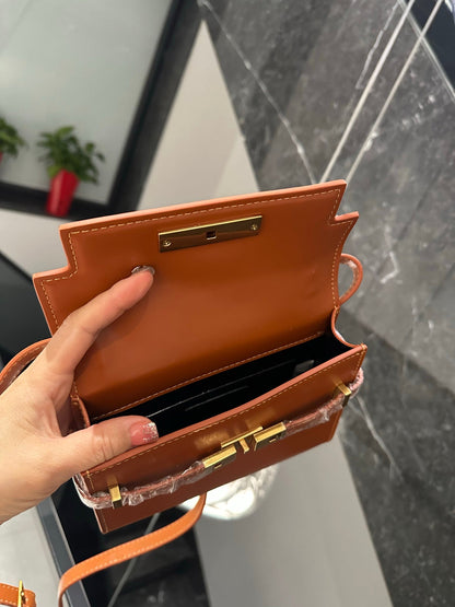 【サンローラン】☆大人気☆マンハッタン ミニ ショルダーバッグ